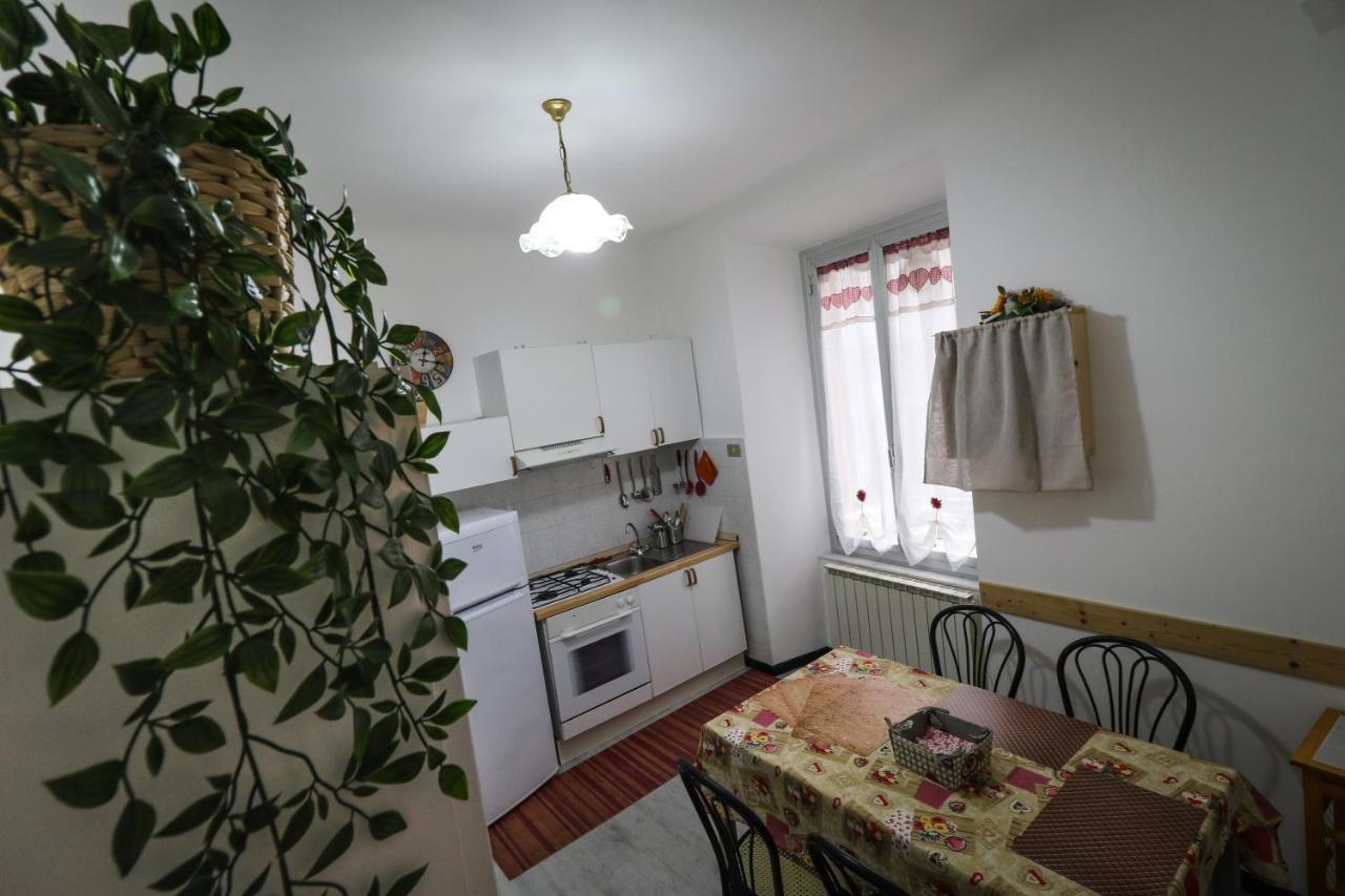 La Darsena. Apartamento Savona Exterior foto